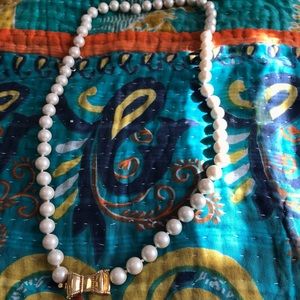 Long Pearl Bow Necklace